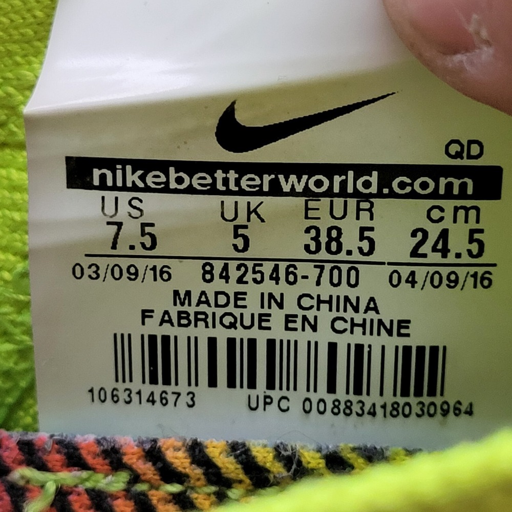 Nike Free RN Flyknit Medals Stand Volt Running Shoe 842546-700 Women Sz 7.5 VGUC - Picture 8 of 9